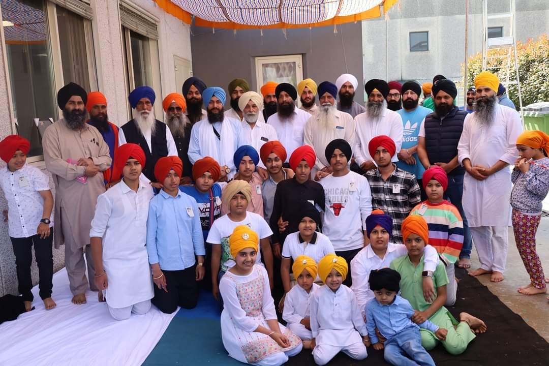 ਇਟਲੀ 'ਚ ਦਸਤਾਰ ਤੇ ਦੁਮਾਲਾ ਮੁਕਾਬਲੇ ਕਰਵਾਏ, ਜੇਤੂਆਂ ਦਾ ਯਾਦਗਾਰੀ ਚਿੰ