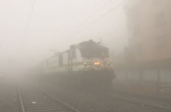 Weather Update - ਕੋਹਰੇ ਨੇ ਧਰਤੀ ਤੋਂ ਲੈ ਕੇ ਅਸਮਾਨ ਤੱਕ ਰੋਕੀ ਰਫ਼ਤ