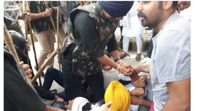 CM ਮਨੋਹਰ ਲਾਲ ਖੱਟਰ ਦੇ ਵਿਰੋਧ ‘ਚ
