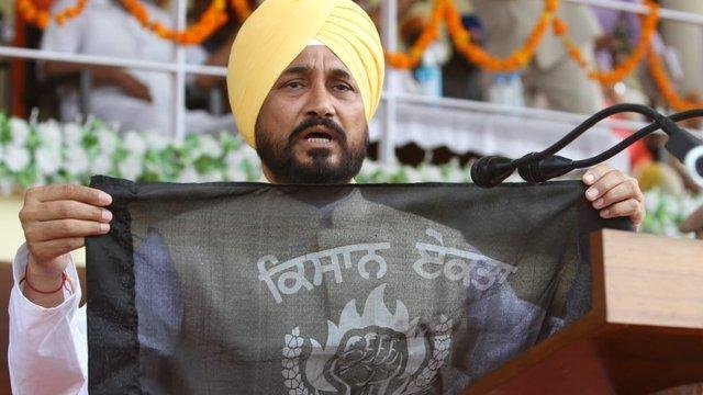 'ਕਿਸਾਨਾਂ ਨਾਲ ਖੜ੍ਹਾ ਹਾਂ ਤੇ ਕੇਂਦ
