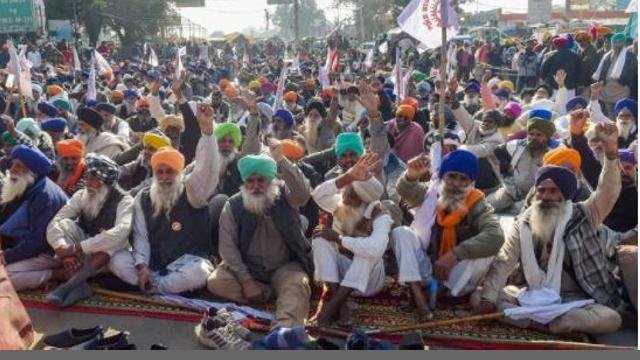 ਬਿਜਲੀ ਸੰਕਟ ਤੋਂ ਭੜਕੇ ਕਿਸਾਨਾਂ ਨੇ