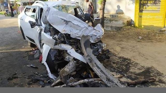 Road Accident - ਕਾਰ ਤੇ ਕੈਂਟਰ ਵ