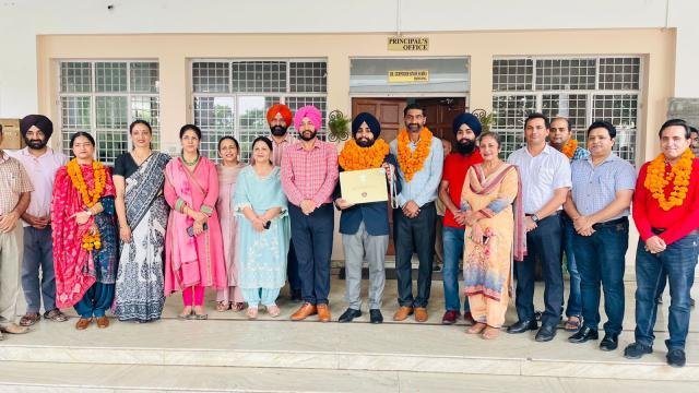ਸ਼ਾਹਕੋਟ ਦੇ ਰਹਿਣ ਵਾਲੇ ਨੌਜਵਾਨ ਮਨਿੰਦਰਜੀਤ ਸਿੰਘ ਨੂੰ ਮਿਲਿਆ ਰਾਸ਼ਟਰੀ