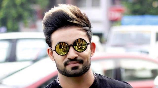 ਗਾਇਕ ਰੇਸ਼ਮ ਸਿੰਘ ਅਨਮੋਲ ਨੇ ਗੀਤ ਰਾਹੀਂ ਕਿਸਾਨਾਂ ਦਾ ਦੁੱਖ ਕੀਤਾ ਬਿਆਨ