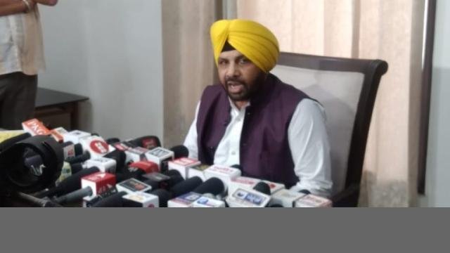 ‘ਆਪ੍ਰੇਸ਼ਨ ਲੋਟਸ’ ਰਾਹੀਂ ਪੰਜਾਬ ‘ਚ