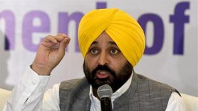 ਆਮ ਆਦਮੀ ਪਾਰਟੀ ਦੇ 92 ਵਿਧਾਇਕਾਂ ਵੱਲੋਂ ਅੱਜ ਰਾਜ ਭਵਨ ਤੱਕ ਕੱਢਿਆ ਜਾਵ