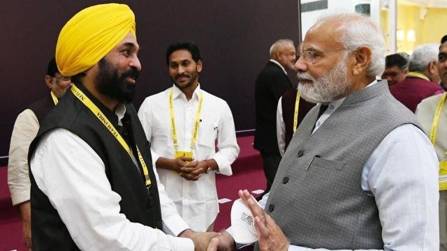 ਪ੍ਰਧਾਨ ਮੰਤਰੀ ਨਰਿੰਦਰ ਮੋਦੀ ਨੇ CM