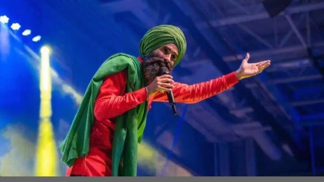 ਪੰਜਾਬੀ ਗਾਇਕ ਕੰਵਰ ਗਰੇਵਾਲ ਦੇ ਘਰ