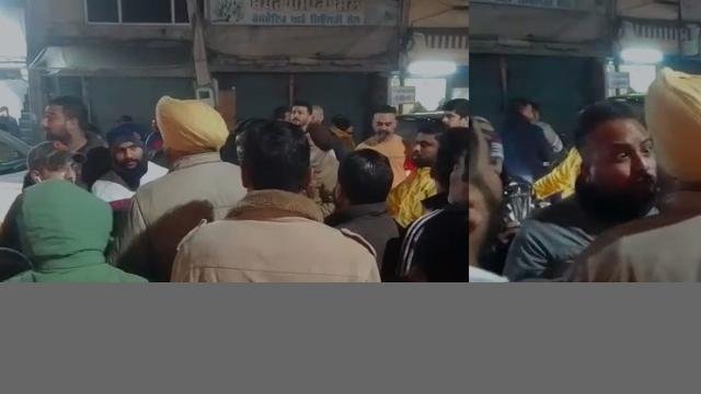 ਅੱਧੀ ਰਾਤੀ SHO ਨੂੰ ਲੋਕਾਂ ਨੇ ਪਾ ਲਿਆ ਘੇਰਾ, ਕਾਫੀ ਦੇਰ ਤਕ ਚੱਲਦੀ ਰਹ