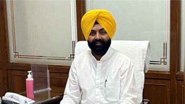ਸਰਕਾਰ ਨੇ ਪੰਜ ਸਾਲਾਂ 'ਚ ਮੁਨਾਫ਼ੇ