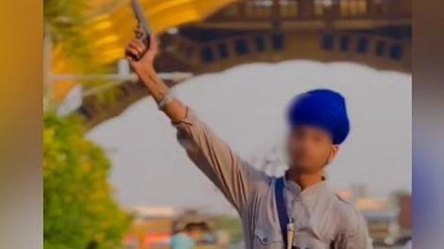 ਨਾਬਾਲਗ ਨਿਹੰਗ ਸਿੰਘ ਨੇ ਕੀਤਾ ਹਵਾਈ