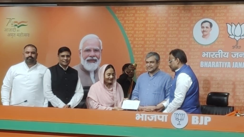 पंजाब कांग्रेस को बड़ा झटका, करमजीत चौधरी और तेजिंदर सिंह बि