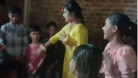 ਹਲਦੀ ਸਮਾਰੋਹ 'ਚ ਨੱਚ ਰਹੀ ਸੀ ਕੁੜੀ