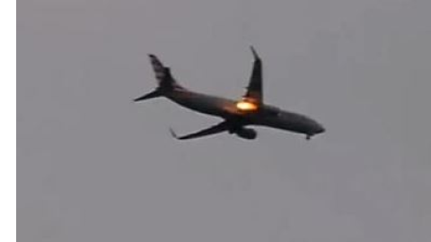 Fire in the plane - ਉਡਾਣ ਭਰਦੇ ਹੀ ਜਹਾਜ਼ ਦੇ ਇੰਜਣ 'ਚ ਅੱਗ ਲੱਗਣ ਕ