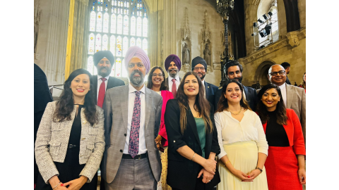 ਯੂਕੇ 'ਚ ਪੰਜਾਬੀਆਂ ਨੇ ਰਚਿਆ ਇਤਿਹਾਸ, ਬ੍ਰਿਟੇਨ ਦੀ ਸੰਸਦ 'ਚ ਸਿੱਖ ਭਾਈ