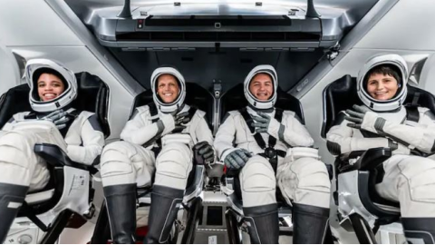 Space Station  'ਤੇ 8 ਮਹੀਨਿਆਂ ਤ