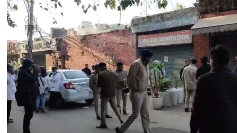 Chandigarh nightclub blasts-  ਦੋ ਕਲੱਬਾਂ ਦੇ ਬਾਹਰ ਸੁੱਟੇ ਦੇਸੀ ਬ
