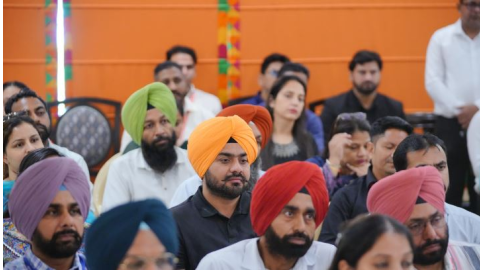 ਵਿਦੇਸ਼ ਤੋਂ ਸਿਖਲਾਈ ਲੈ ਕੇ ਪਰਤੇ te