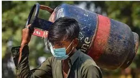 LPG Price 2025 -  ਨਵੇਂ ਸਾਲ 'ਤੇ
