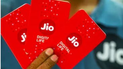 Jio ਨੇ 49 ਕਰੋੜ ਉਪਭੋਗਤਾਵਾਂ ਨੂੰ ਦਿੱਤਾ ਧਾਂਸੂ Offer, ਮੁਫਤ 'ਚ ਦੇਖ