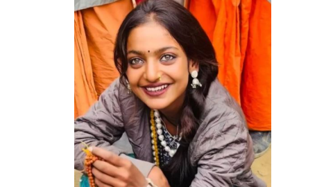 Monalisa- ਝੁੱਗੀਆਂ-ਝੌਂਪੜੀਆਂ 'ਚ ਬਿਤਿਆ ਬਚਪਨ, ਹੁਣ ਬਾਲੀਵੁੱਡ ਦੀਆਂ