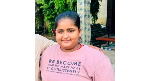 Gold medal ਜੇਤੂ Powerlifter ਨਾ
