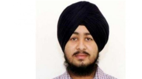 CBSE ਦੀ 12ਵੀਂ ਜਮਾਤ ’ਚੋਂ ਅਵੱਲ ਆਉਣ ਵਾਲੇ ਸਿੱਖ ਨੌਜਵਾਨ ਨਾਲ ਅਕਾਲ ਤ