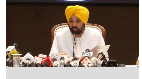 CM ਮਾਨ ਨੇ Live ਹੋ ਕੇ ਕੇਂਦਰ ਨੂੰ ਲਿਆ ਲੰਮੇ ਹੱਥੀਂ, ਕਿਹਾ, "ਇਹਨਾਂ