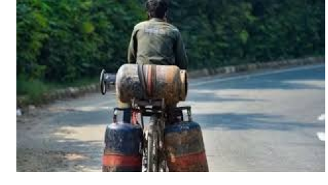 ਮਹਿੰਗਾਈ ਦਾ ਝਟਕਾ- ਕਮਰਸ਼ੀਅਲ LPG