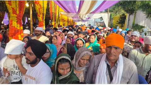 ਗੁਰੂ ਨਾਨਕ ਦੇਵ ਜੀ ਦੇ ਪ੍ਰਕਾਸ਼ ਪੁਰਬ ਮੌਕੇ ਗੁਰਦੁਆਰਾ ਸ੍ਰੀ ਬੇਰ ਸਾਹਿ