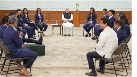 PM ਮੋਦੀ ਨਾਲ ਮਿਲੀਆਂ ਵਿਸ਼ਵ ਚੈਂਪੀਅਨ ਧੀਆਂ - ਜਾਣੋ ਕੀ-ਕੀ ਹੋਈ ਗੱਲਬਾ