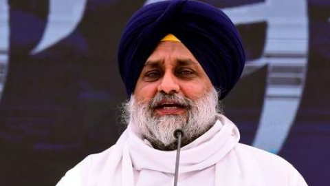 ਸੁਖਬੀਰ ਬਾਦਲ ਨੇ ਸਵੇਰੇ-ਸਵੇਰੇ SSP ਵਰੁਣ ਸ਼ਰਮਾ ਦੀ ਆਡੀਓ ਕਰ ਦਿੱਤੀ ਵ