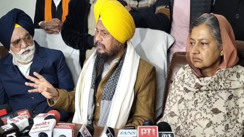 ਸ਼੍ਰੋਮਣੀ ਕਮੇਟੀ ਅਤੇ ਅਕਾਲ ਤਖ਼ਤ ਸਾਹਿਬ ਦੀ ਮਰਿਆਦਾ 'ਤੇ ਛਿੜੀ ਨਵੀਂ ਬ
